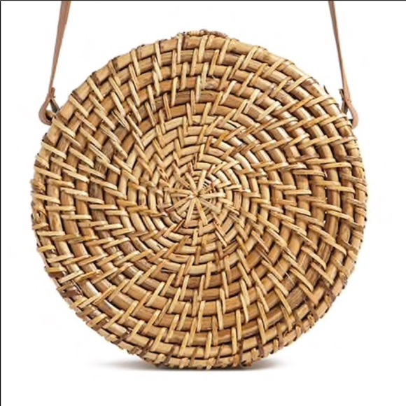 New Forever 21 straw bag - Picture 2 of 6